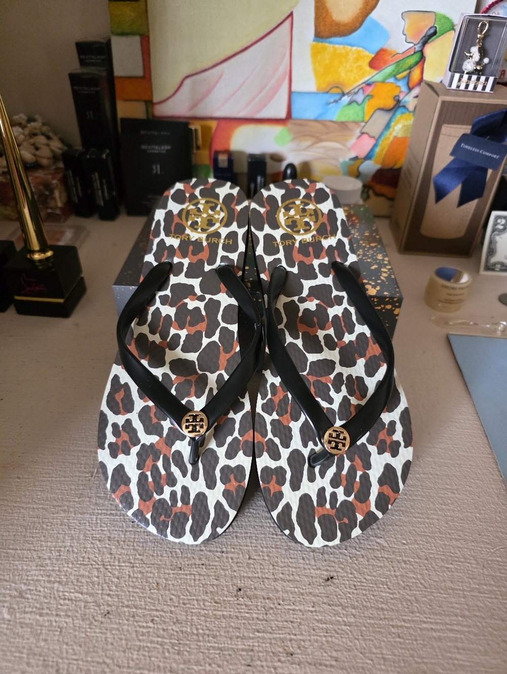 Tory Burch Flip Flops 7 M